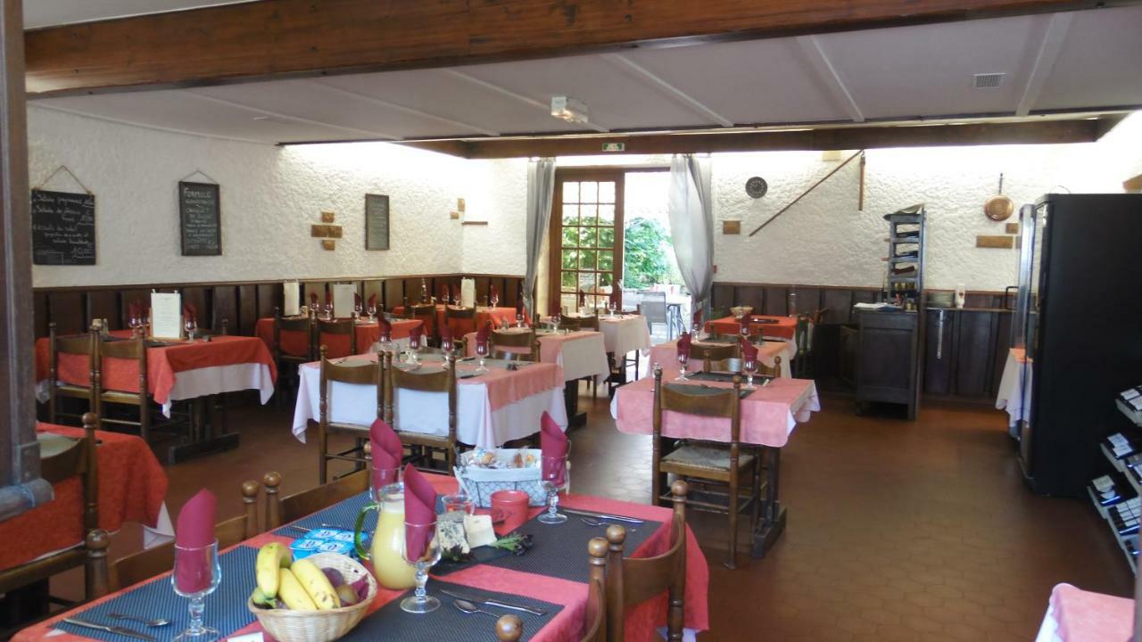 La Vieille Ferme Hotell Les Ancizes-Comps Eksteriør bilde