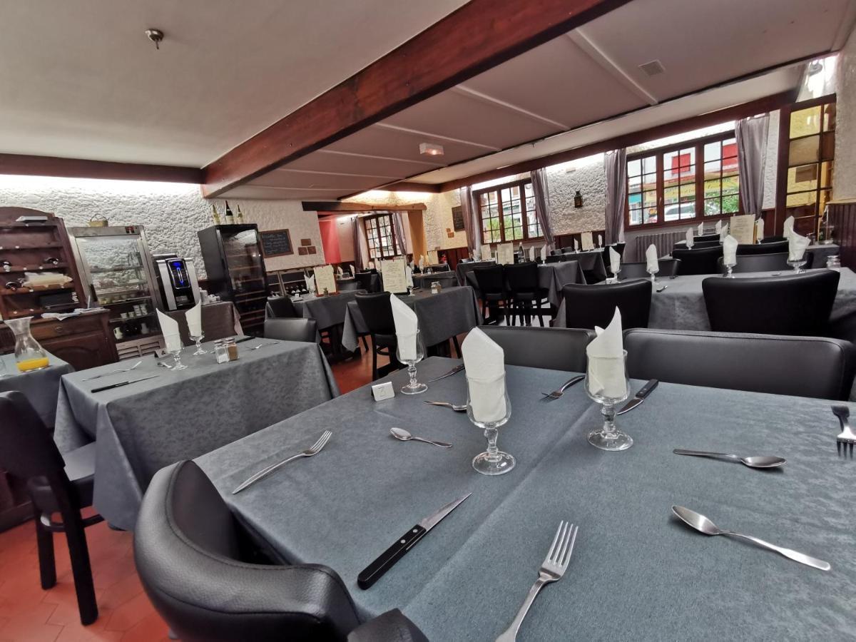 La Vieille Ferme Hotell Les Ancizes-Comps Eksteriør bilde
