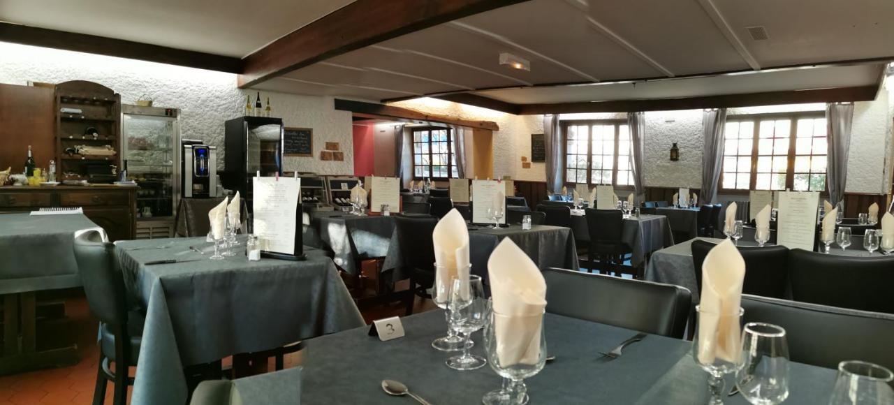 La Vieille Ferme Hotell Les Ancizes-Comps Eksteriør bilde